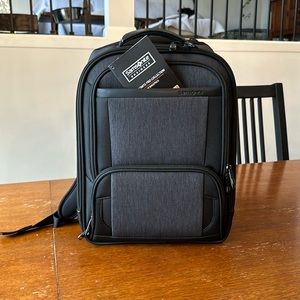 SAMSONITE PRO SLIM BACKPACK
